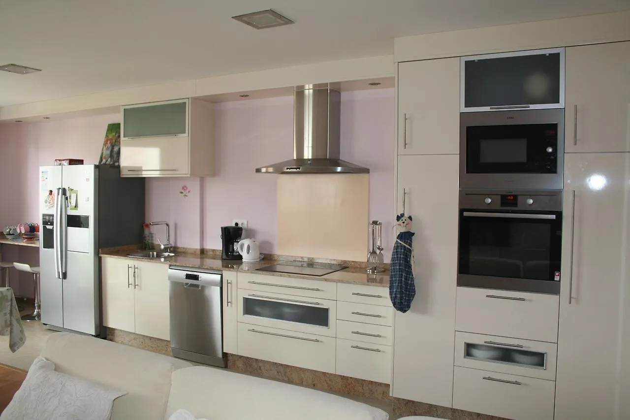 Beautifully Decorated Two Bedroom Apartment In The Heart Of Cannes Five Minutes Walk From Palais 409