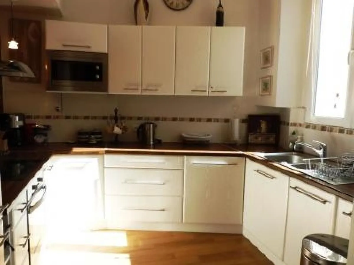 Beautifully Decorated Two Bedroom Apartment In The Heart Of Cannes Five Minutes Walk From Palais 409 0*,  Francia