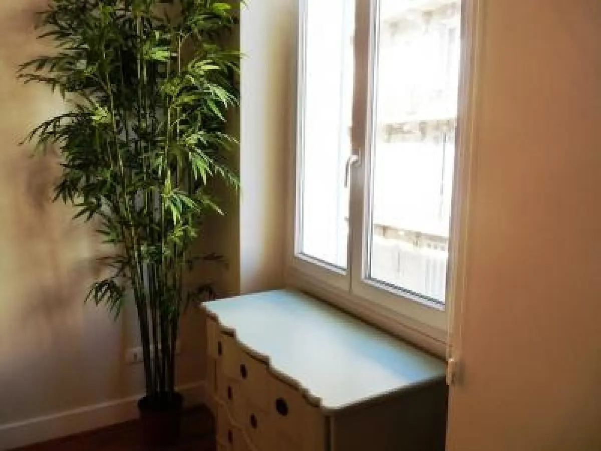 Cannes Palais View: Elegant Two-Bedroom Apartment 0*,  France
