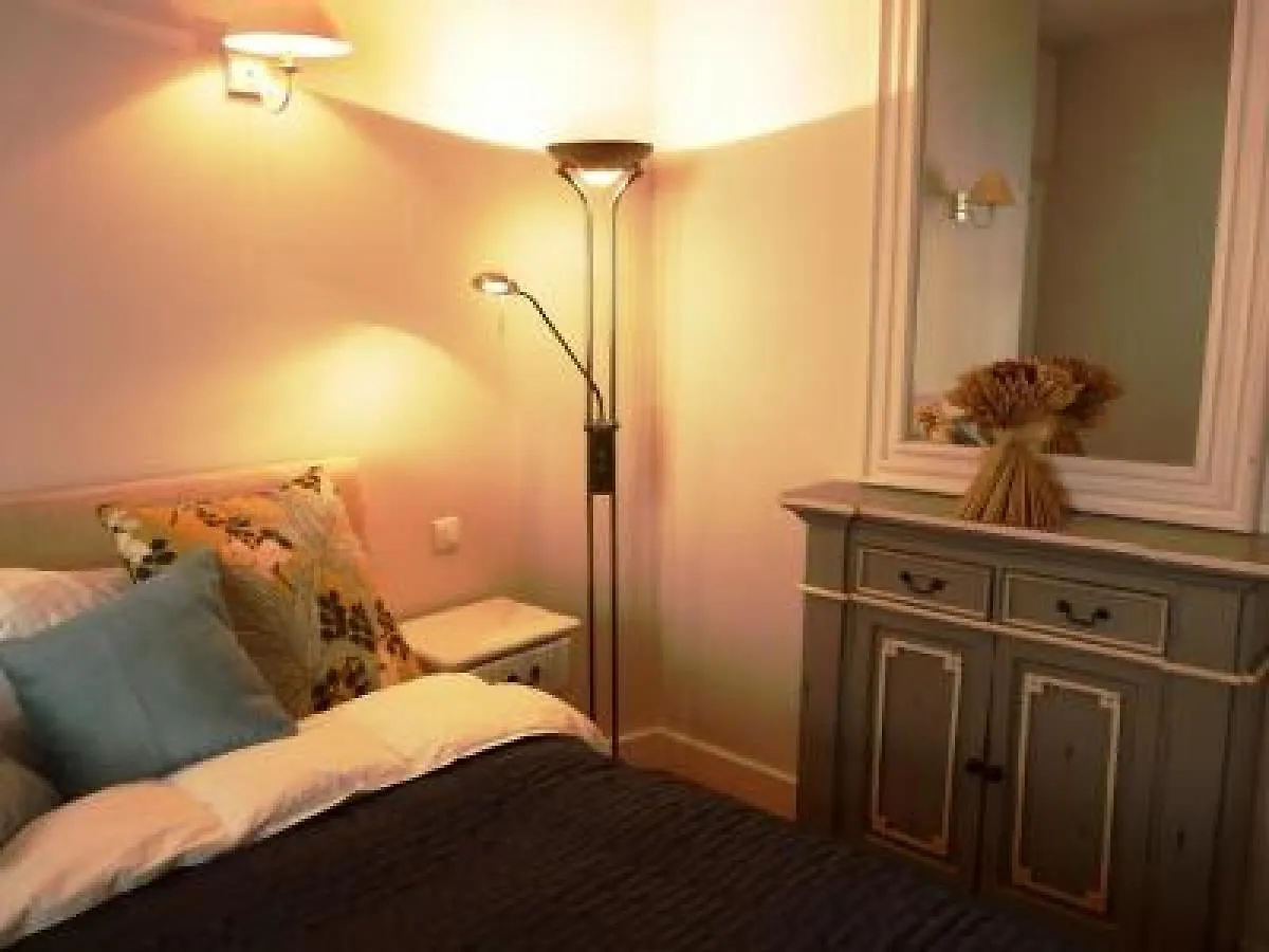 Cannes Palais View: Elegant Two-Bedroom Apartment 0*,